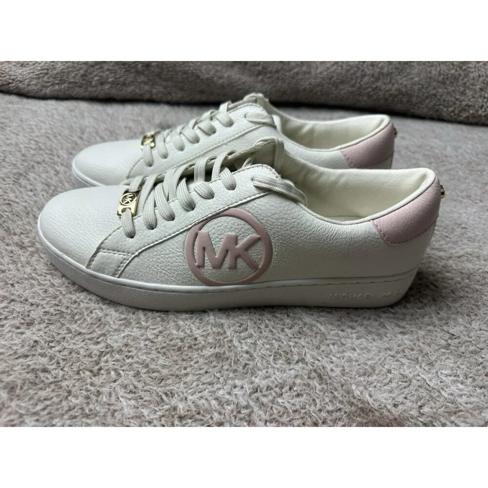 Michael Kors see pictures